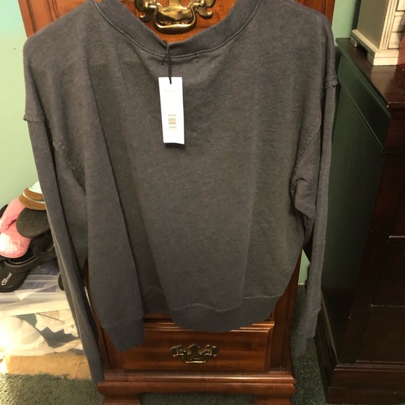 NWT Michael Stars Oxide Camila Crop V-Neck Sweatshirt - Picture 4 of 7